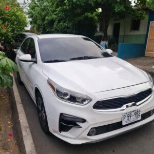 Sedán automático Kia Forte